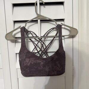Lululemon sports bra